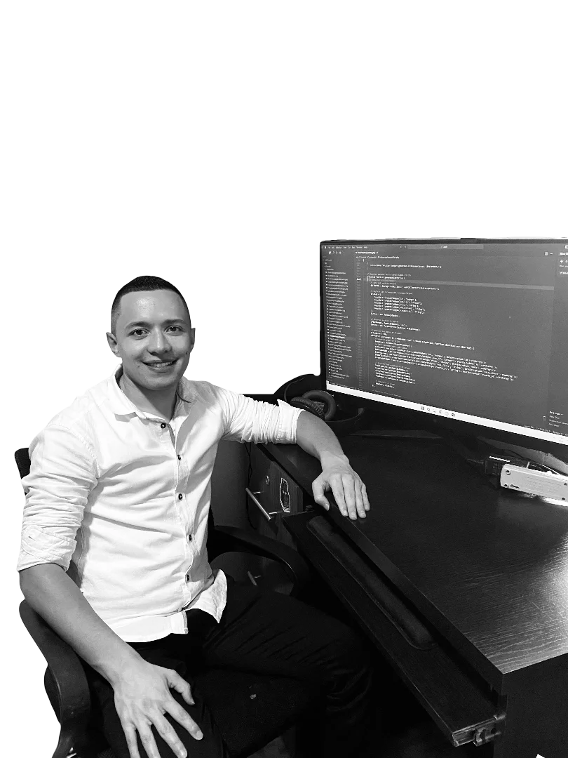 Desarrollador Pandoty trabajando